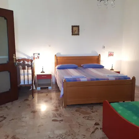 Delle Rose 3* Roseto Capo Spulico