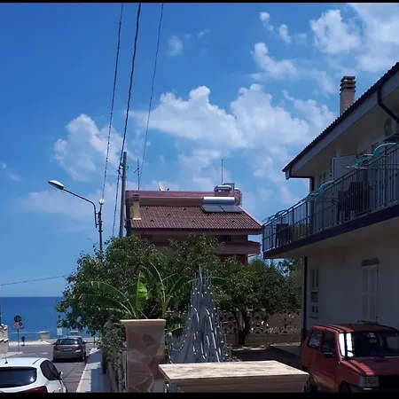 Delle Rose Roseto Capo Spulico