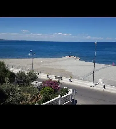 Delle Rose Roseto Capo Spulico