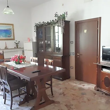 فندق مبيت وإفطار Delle Rose