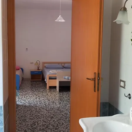 Delle Rose Nocleg ze śniadaniem Roseto Capo Spulico